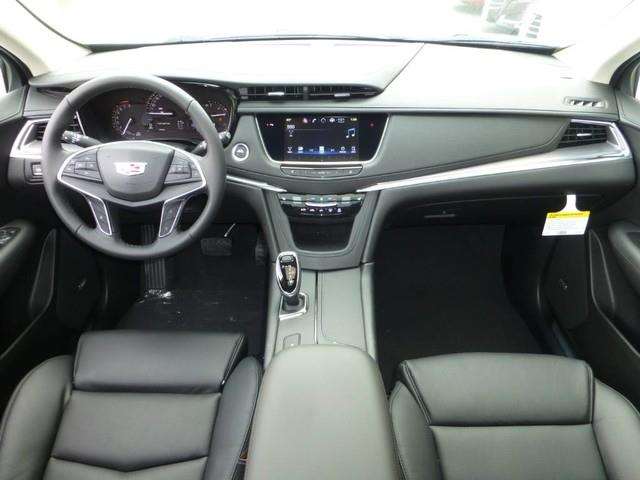 2017 Cadillac XT5 Luxury 4dr SUV